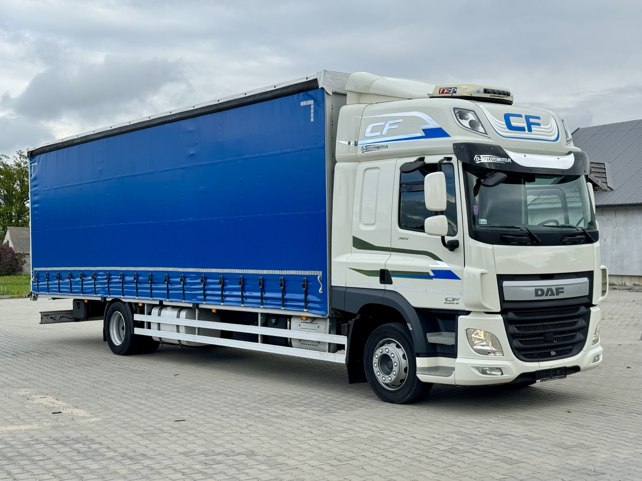 DAF CF 320 / FIRANKA / 24 EUROPALETY / SYPIALKA / AUTOMAT / KLIMA POSTOJOWA / 2017 ROK - Tentinis sunkvežimis: foto 1 DAF CF 320 / FIRANKA / 24 EUROPALETY / SYPIALKA / AUTOMAT / KLIMA POSTOJOWA / 2017 ROK - Tentinis sunkvežimis: foto 1