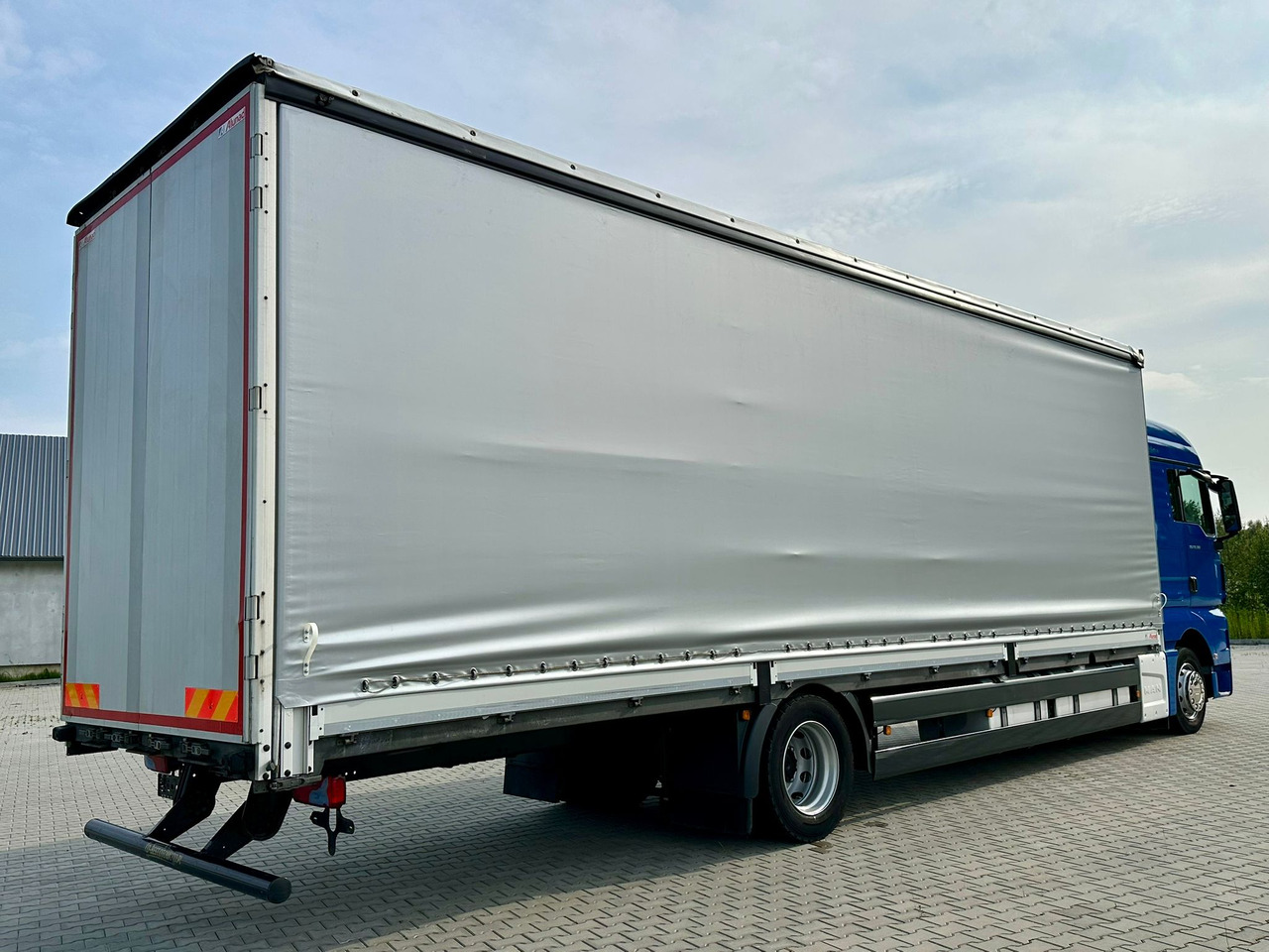 MAN TGX 18.360 / BURTO - FIRANKA / 23 PALETY / SYPIALKA / AUTOMAT / 2021 ROK / SPROWADZONY / SERWISOW - Tentinis sunkvežimis: foto 3 MAN TGX 18.360 / BURTO - FIRANKA / 23 PALETY / SYPIALKA / AUTOMAT / 2021 ROK / SPROWADZONY / SERWISOW - Tentinis sunkvežimis: foto 3