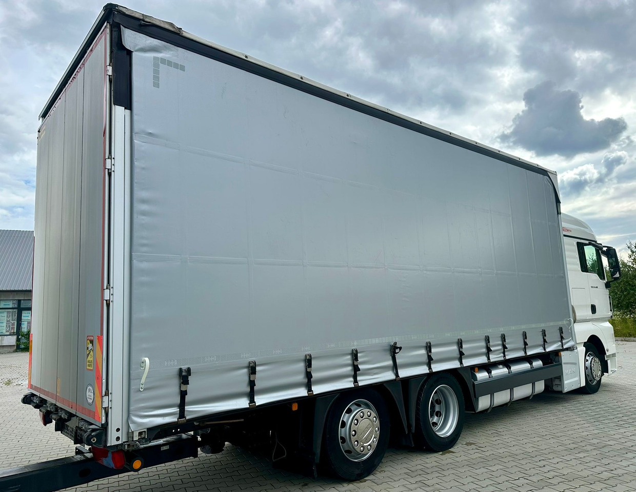 MAN TGX 26.460 / ZESTAW PRZEJAZDOWY / 38 PALET / AUTOMAT / SYPIALKA / PRZYCZEPA WIELTON / 2019 ROK / NISKI PRZEBIEG - Tentinis sunkvežimis: foto 5 MAN TGX 26.460 / ZESTAW PRZEJAZDOWY / 38 PALET / AUTOMAT / SYPIALKA / PRZYCZEPA WIELTON / 2019 ROK / NISKI PRZEBIEG - Tentinis sunkvežimis: foto 5