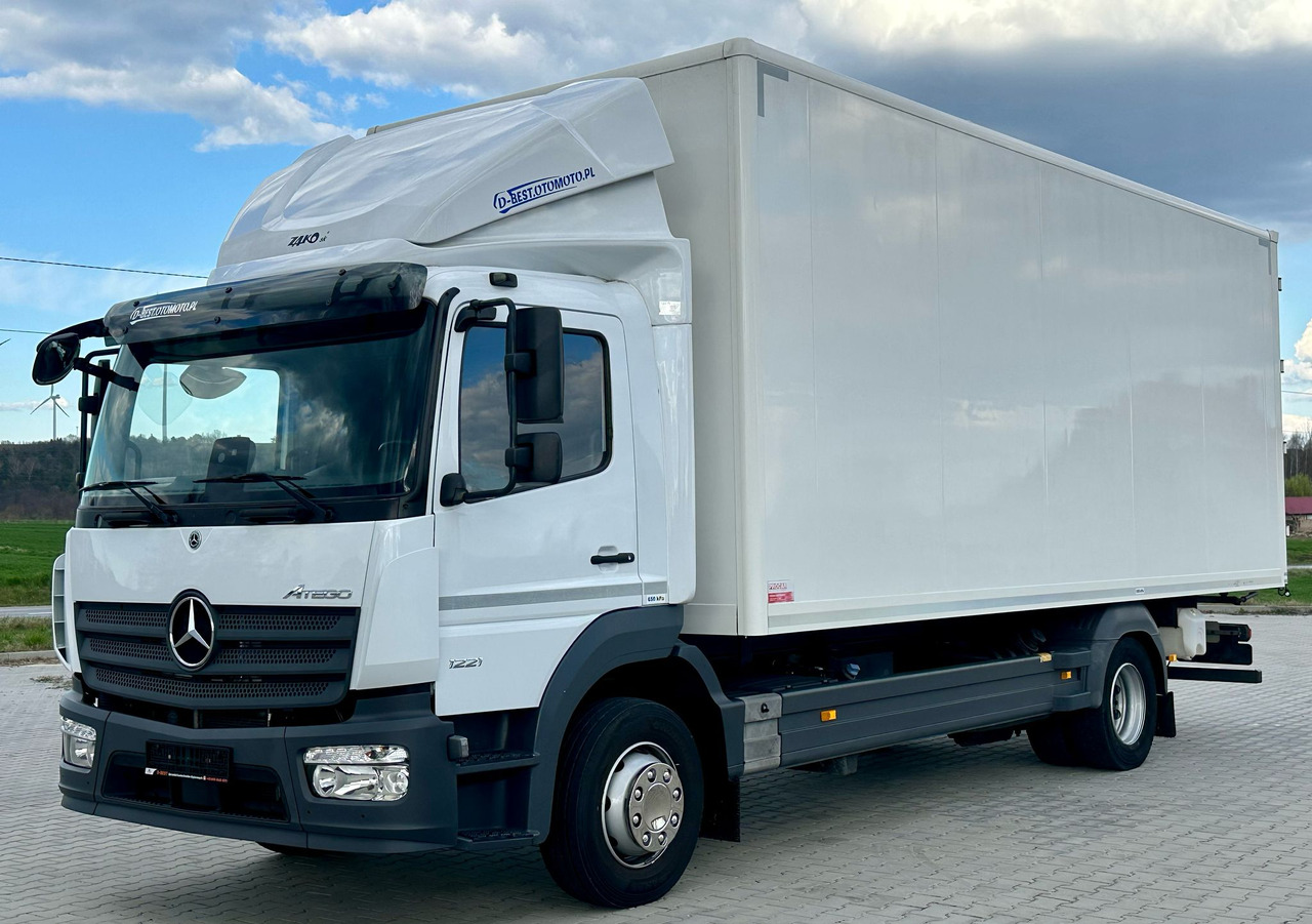 MERCEDES-BENZ ATEGO / 1221 / IZOTERMA / KONTENER / AUTOMAT / 230 TYS KM / 17 EUROPALET / 6.8 M DŁUGOŚCI / 2019 ROK - Izoterminis sunkvežimis: foto 2 MERCEDES-BENZ ATEGO / 1221 / IZOTERMA / KONTENER / AUTOMAT / 230 TYS KM / 17 EUROPALET / 6.8 M DŁUGOŚCI / 2019 ROK - Izoterminis sunkvežimis: foto 2
