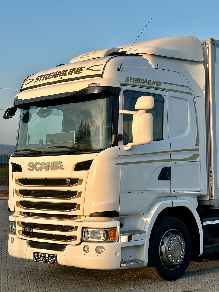 Izoterminis sunkvežimis SCANIA G360 / IZOTERMA / 6.8 M DŁUGOŚCI / AUTOMAT / CAŁA NA PODUSZKACH / KLIMA POSTOJOWA / ELEKTRYCZNA ROLETA TYŁ / SYPIALKA: foto 7