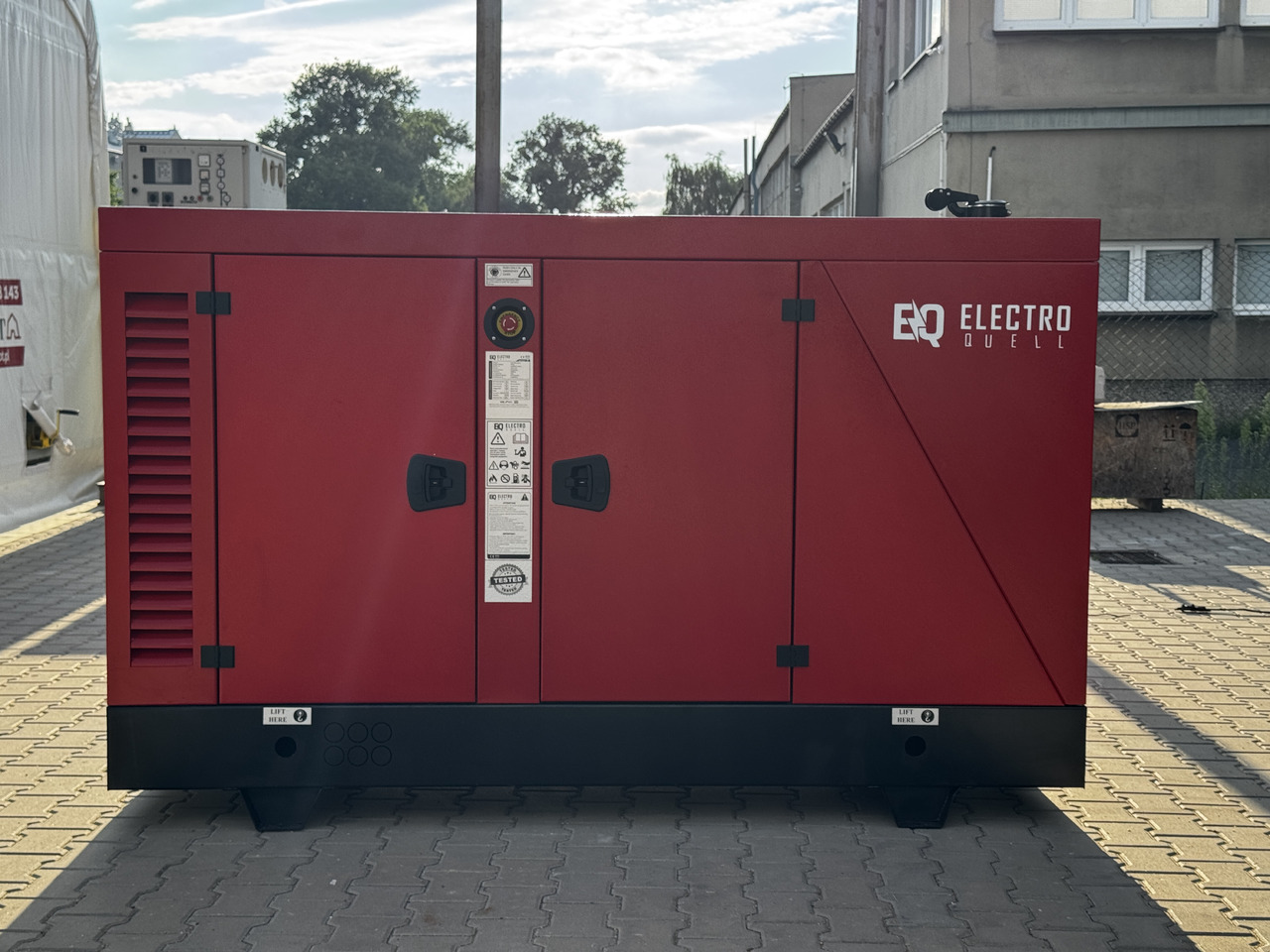 IVECO 50 kVA / 40 kW - Elektrinis generatorius: foto 1 IVECO 50 kVA / 40 kW - Elektrinis generatorius: foto 1