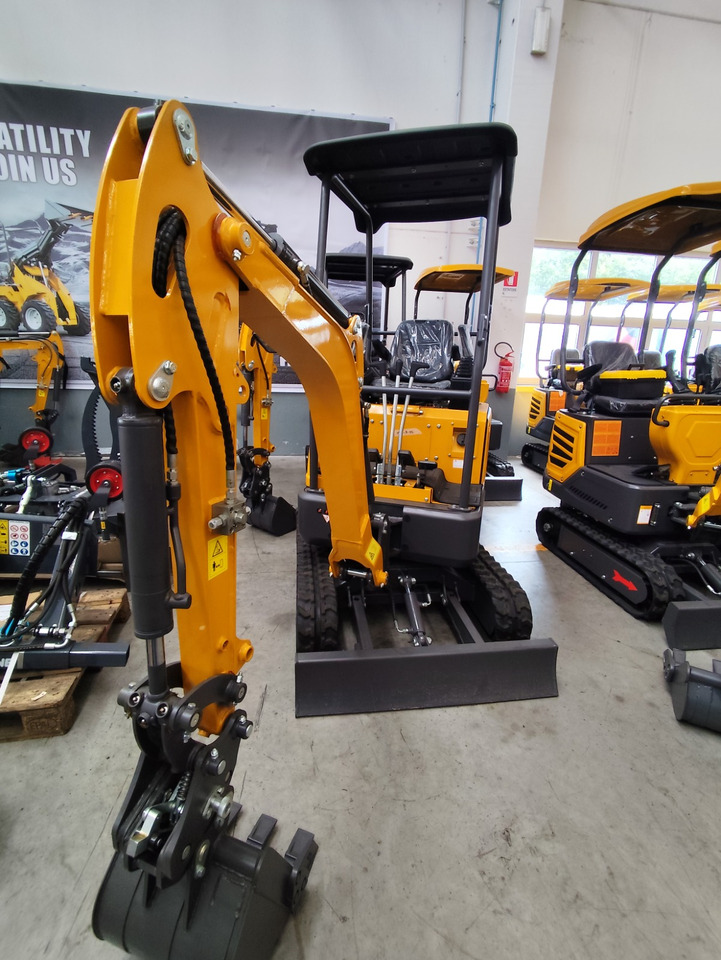 KUBOTA Diesel Mini excavator 1.6 Ton - Müller Machinery MB 16 - SH - Mini ekskavatorius: foto 2 KUBOTA Diesel Mini excavator 1.6 Ton - Müller Machinery MB 16 - SH - Mini ekskavatorius: foto 2