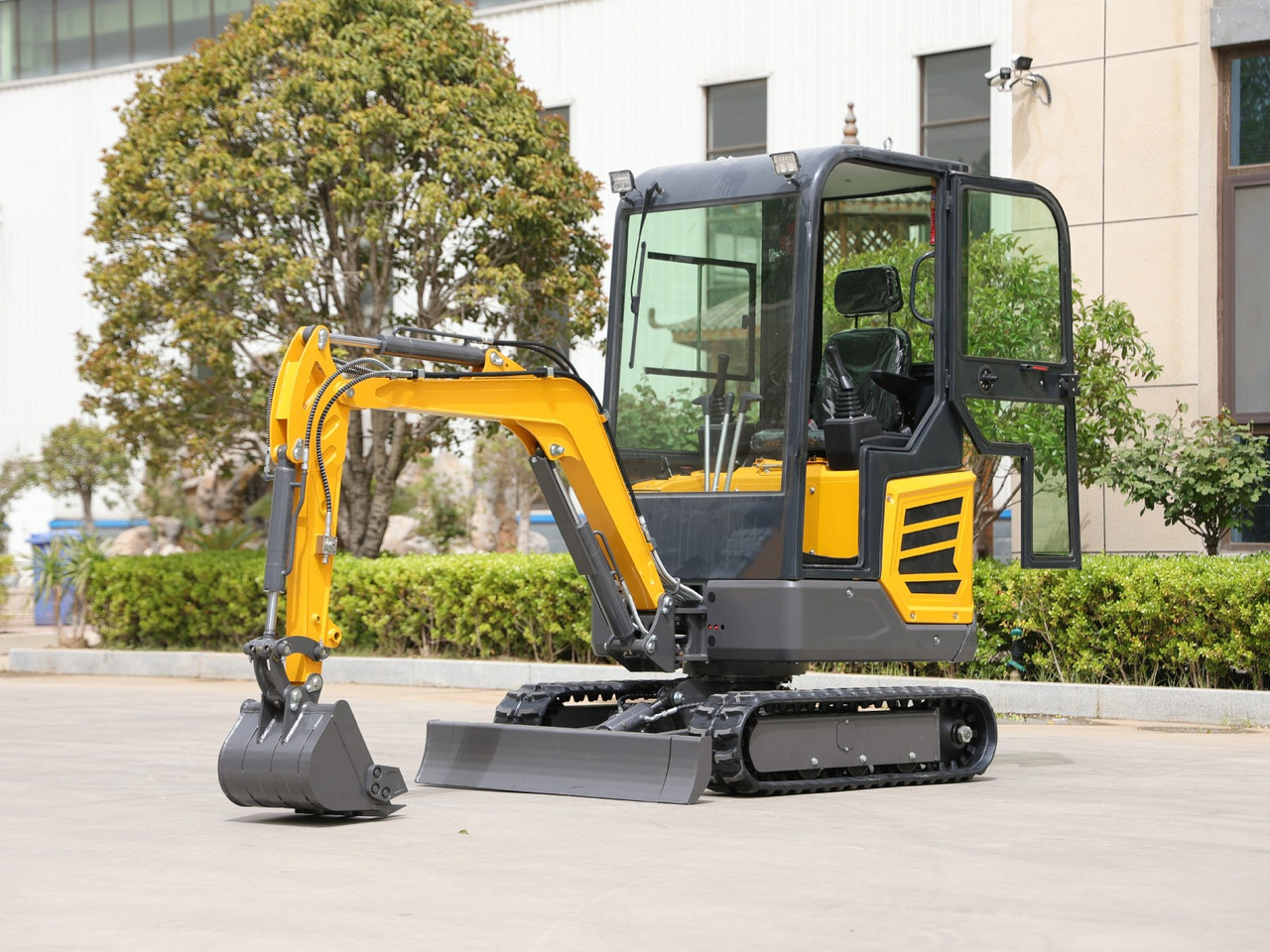 KUBOTA Diesel Mini excavator 1.8 Ton - Müller Machinery MB 18 - VKSH - Mini ekskavatorius: foto 1 KUBOTA Diesel Mini excavator 1.8 Ton - Müller Machinery MB 18 - VKSH - Mini ekskavatorius: foto 1