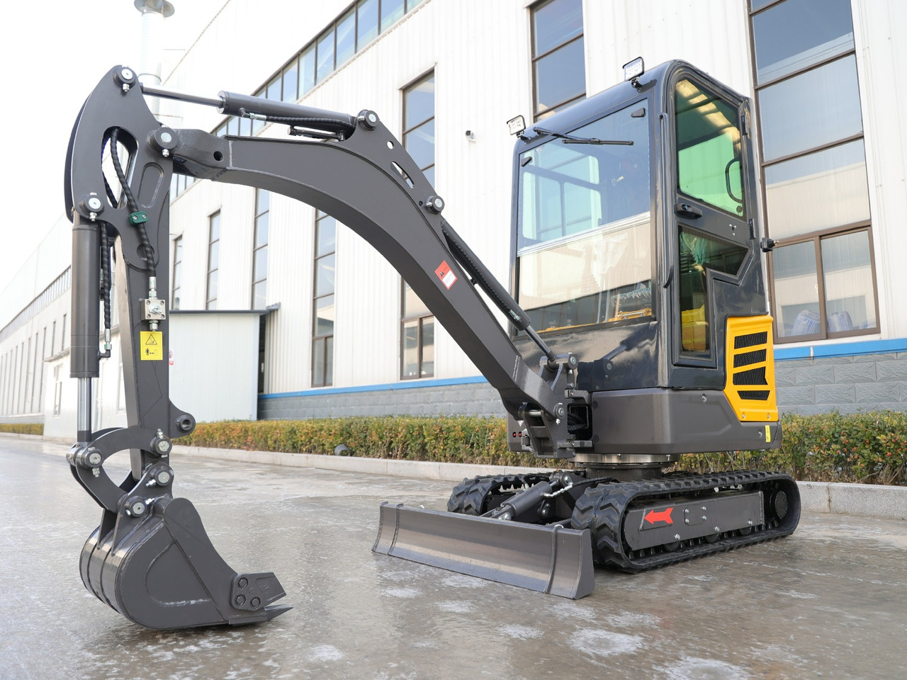 KUBOTA Diesel Mini excavator 2 Ton - Müller Machinery MB 20 - KSH - Mini ekskavatorius: foto 1 KUBOTA Diesel Mini excavator 2 Ton - Müller Machinery MB 20 - KSH - Mini ekskavatorius: foto 1