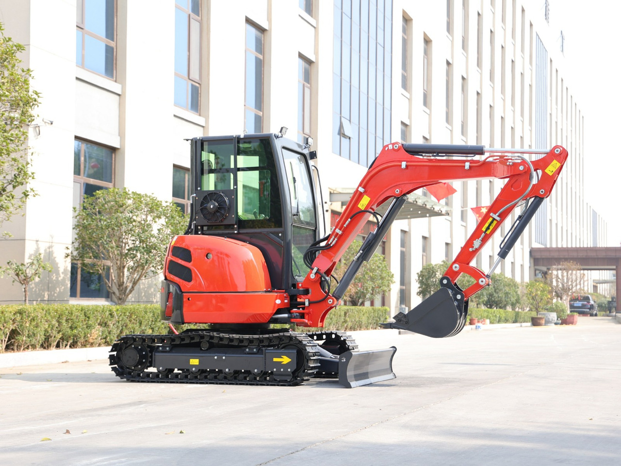 KUBOTA Diesel Mini excavator 3.5 Ton - Müller Machinery MB 35 Plus - VKSH - Mini ekskavatorius: foto 3 KUBOTA Diesel Mini excavator 3.5 Ton - Müller Machinery MB 35 Plus - VKSH - Mini ekskavatorius: foto 3