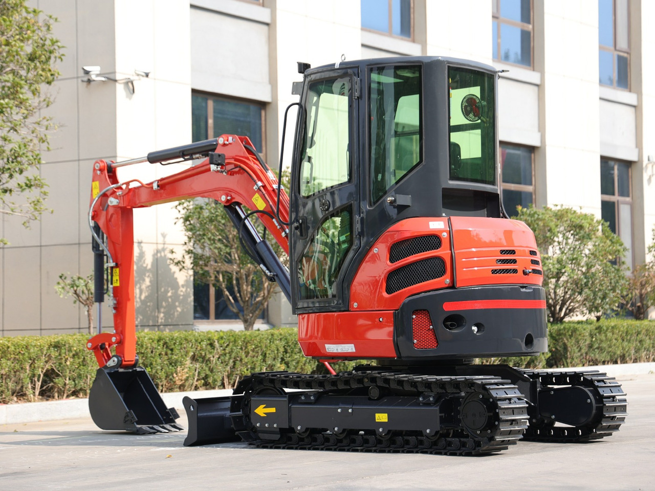KUBOTA Diesel Mini excavator 3.5 Ton - Müller Machinery MB 35 Plus - VKSH - Mini ekskavatorius: foto 4 KUBOTA Diesel Mini excavator 3.5 Ton - Müller Machinery MB 35 Plus - VKSH - Mini ekskavatorius: foto 4
