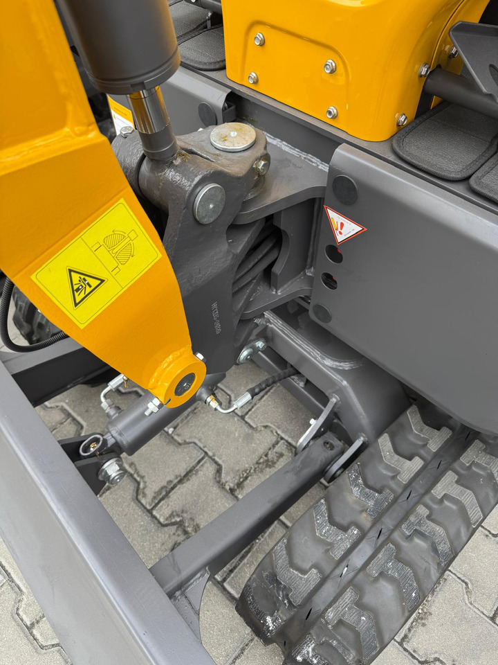 Müller Machinery Diesel Mini excavator 1.2 Tons - Müller Machinery MB 12 - SH - Mini ekskavatorius: foto 4 Müller Machinery Diesel Mini excavator 1.2 Tons - Müller Machinery MB 12 - SH - Mini ekskavatorius: foto 4