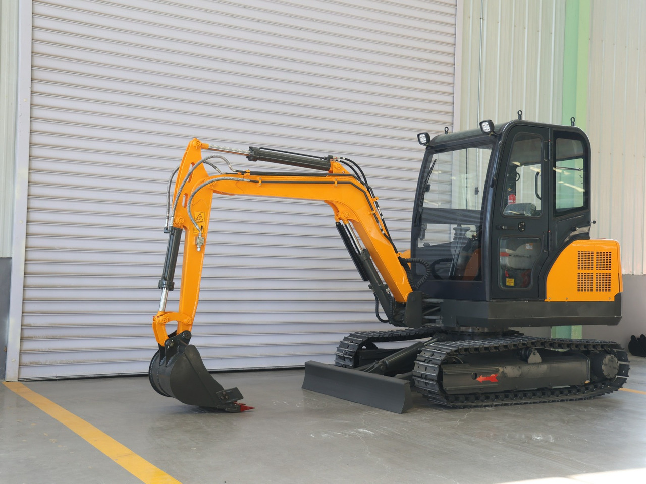 Müller Machinery Diesel Mini excavator 4 ton - Müller Machinery MB 40 - KSH Xinchai 4D32 Motor - Mini ekskavatorius: foto 5 Müller Machinery Diesel Mini excavator 4 ton - Müller Machinery MB 40 - KSH Xinchai 4D32 Motor - Mini ekskavatorius: foto 5