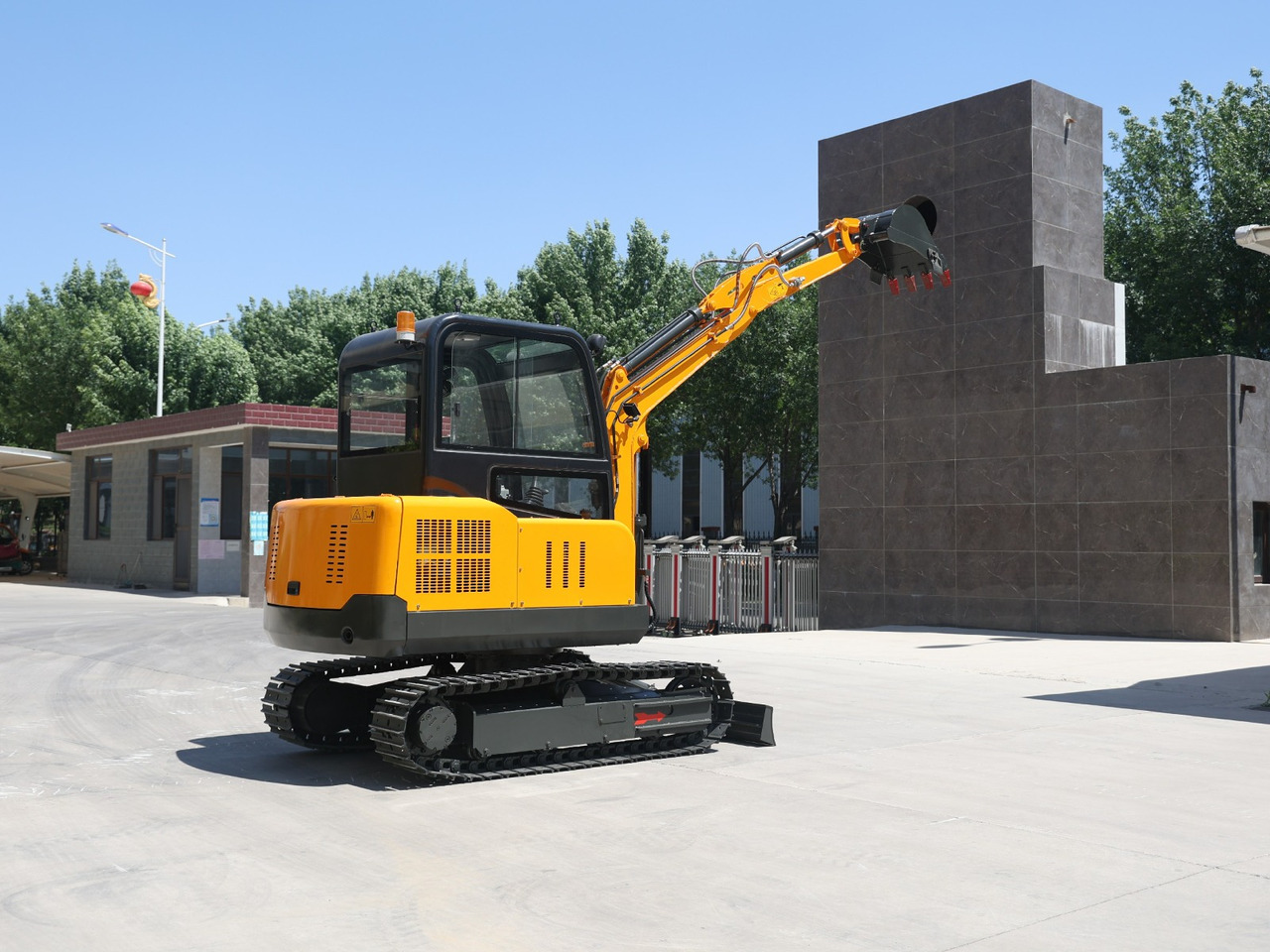 Müller Machinery Diesel Mini excavator 4 ton - Müller Machinery MB 40 - VKSH Xinchai 4D32 Series Motor - Mini ekskavatorius: foto 4 Müller Machinery Diesel Mini excavator 4 ton - Müller Machinery MB 40 - VKSH Xinchai 4D32 Series Motor - Mini ekskavatorius: foto 4