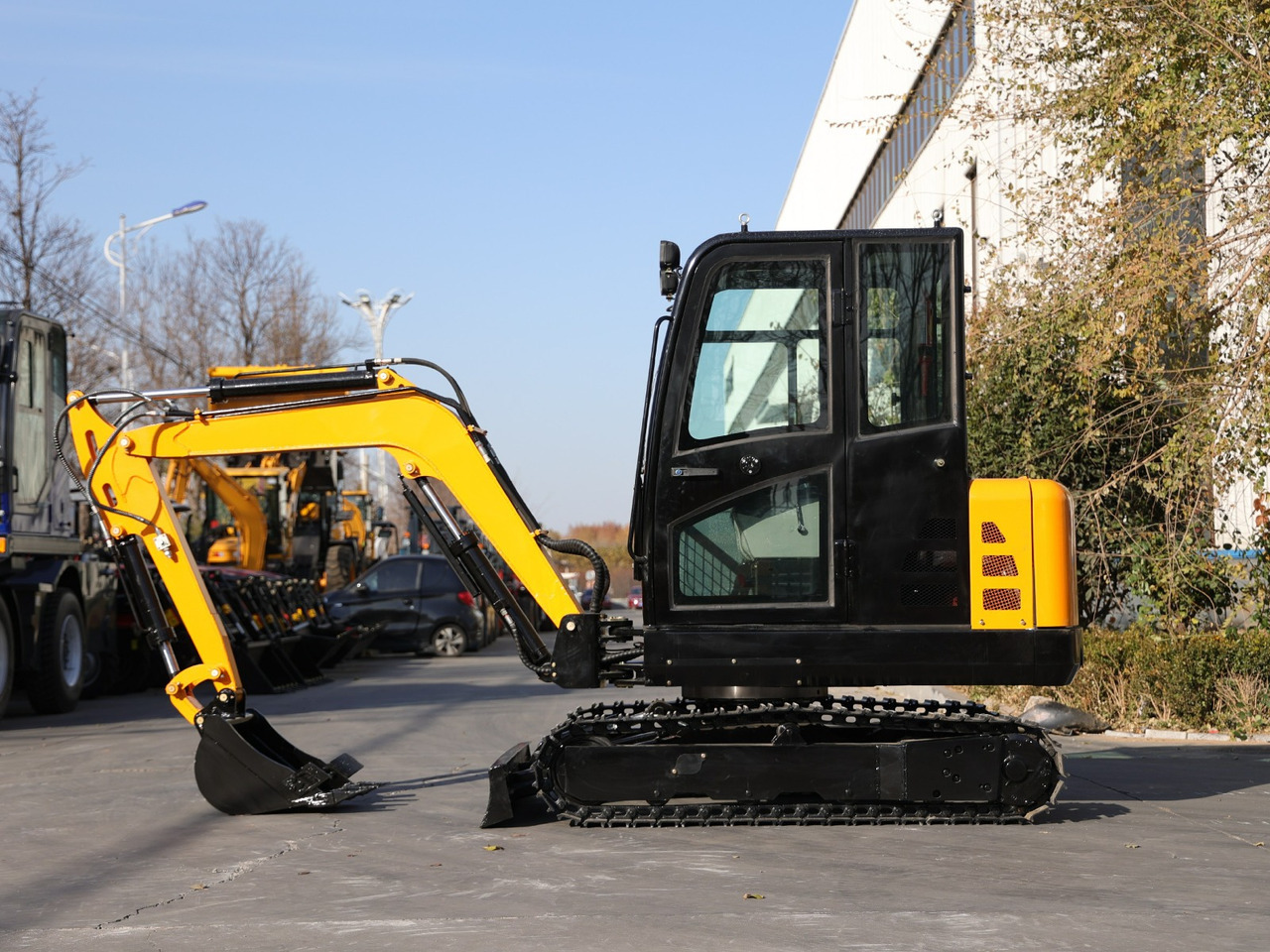 Müller Machinery - Xinchai 4D32 Motor Diesel Mini excavator 3.5 Ton - Müller Machinery MB 35 - VKSH - Mini ekskavatorius: foto 1 Müller Machinery - Xinchai 4D32 Motor Diesel Mini excavator 3.5 Ton - Müller Machinery MB 35 - VKSH - Mini ekskavatorius: foto 1