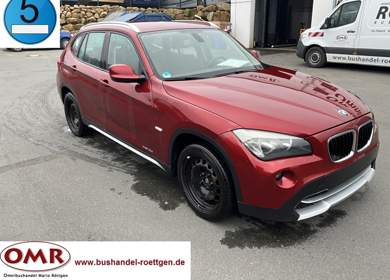 BMW X1 - Lengvasis automobilis: foto 1 BMW X1 - Lengvasis automobilis: foto 1