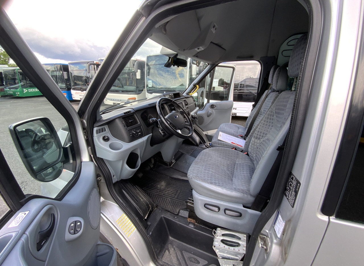 Mikroautobusas, Keleivinis furgonas Ford Transit: foto 6