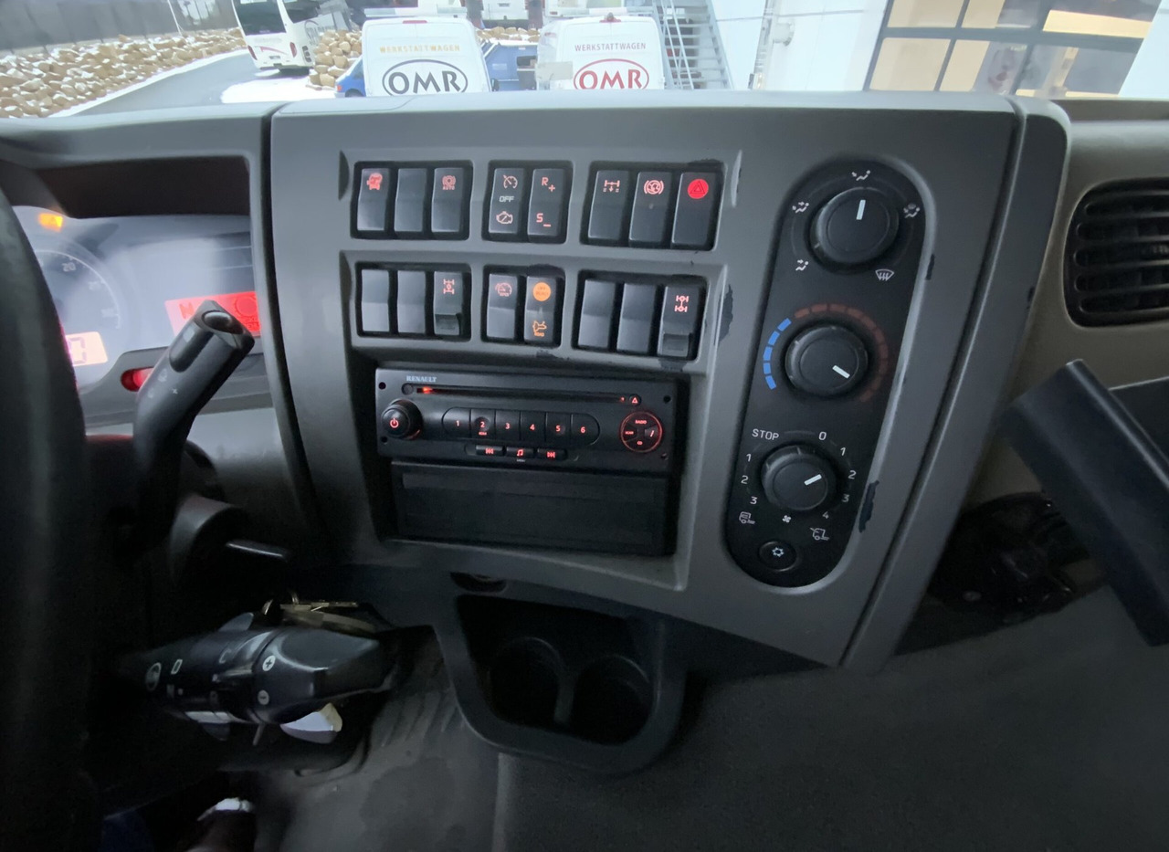 Savivartis sunkvežimis Renault Premium 460.32 8x4 Dxi: foto 20
