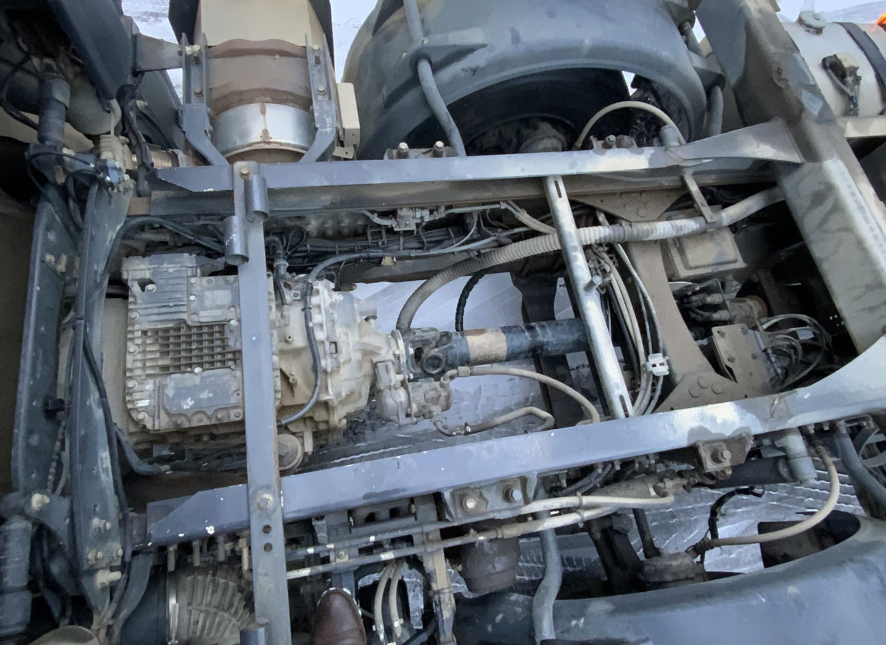 Savivartis sunkvežimis Renault Premium 460.32 8x4 Dxi: foto 8