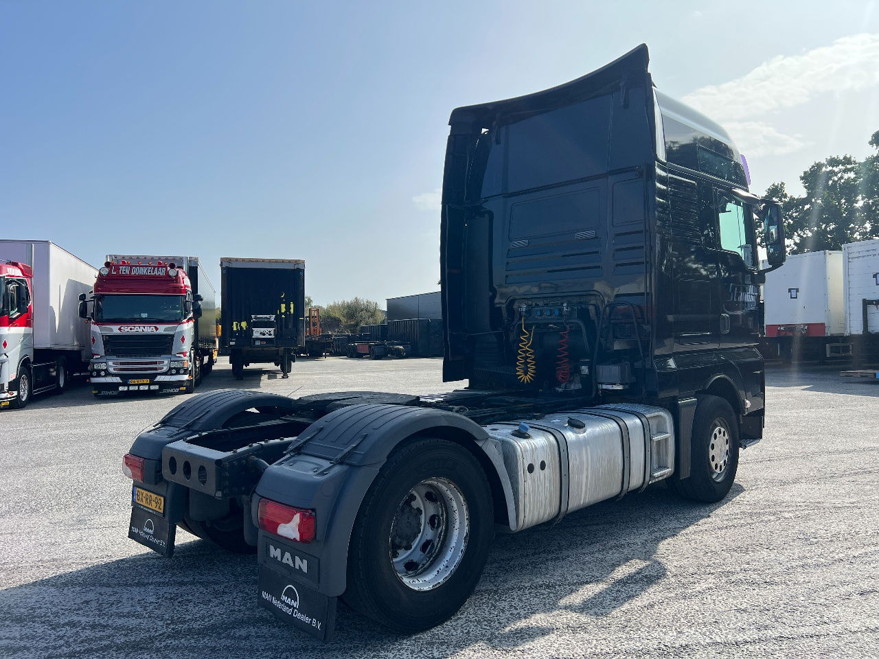 MAN TGX 18.400 XXL Euro 5, NL Truck - Vilkikas: foto 3 MAN TGX 18.400 XXL Euro 5, NL Truck - Vilkikas: foto 3