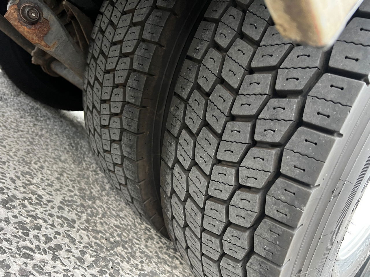 Volvo FM 9.300 Globe 6x2, Euro 5 - Furgonas sunkvežimis: foto 5 Volvo FM 9.300 Globe 6x2, Euro 5 - Furgonas sunkvežimis: foto 5