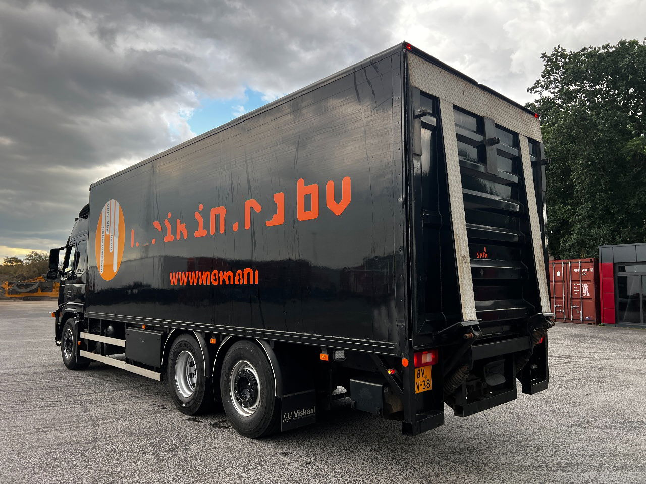 Volvo FM 9.300 Globe 6x2, Euro 5 - Furgonas sunkvežimis: foto 4 Volvo FM 9.300 Globe 6x2, Euro 5 - Furgonas sunkvežimis: foto 4
