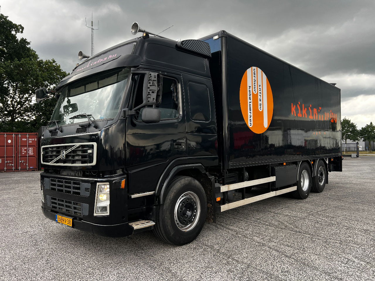 Volvo FM 9.300 Globe 6x2, Euro 5 - Furgonas sunkvežimis: foto 1 Volvo FM 9.300 Globe 6x2, Euro 5 - Furgonas sunkvežimis: foto 1