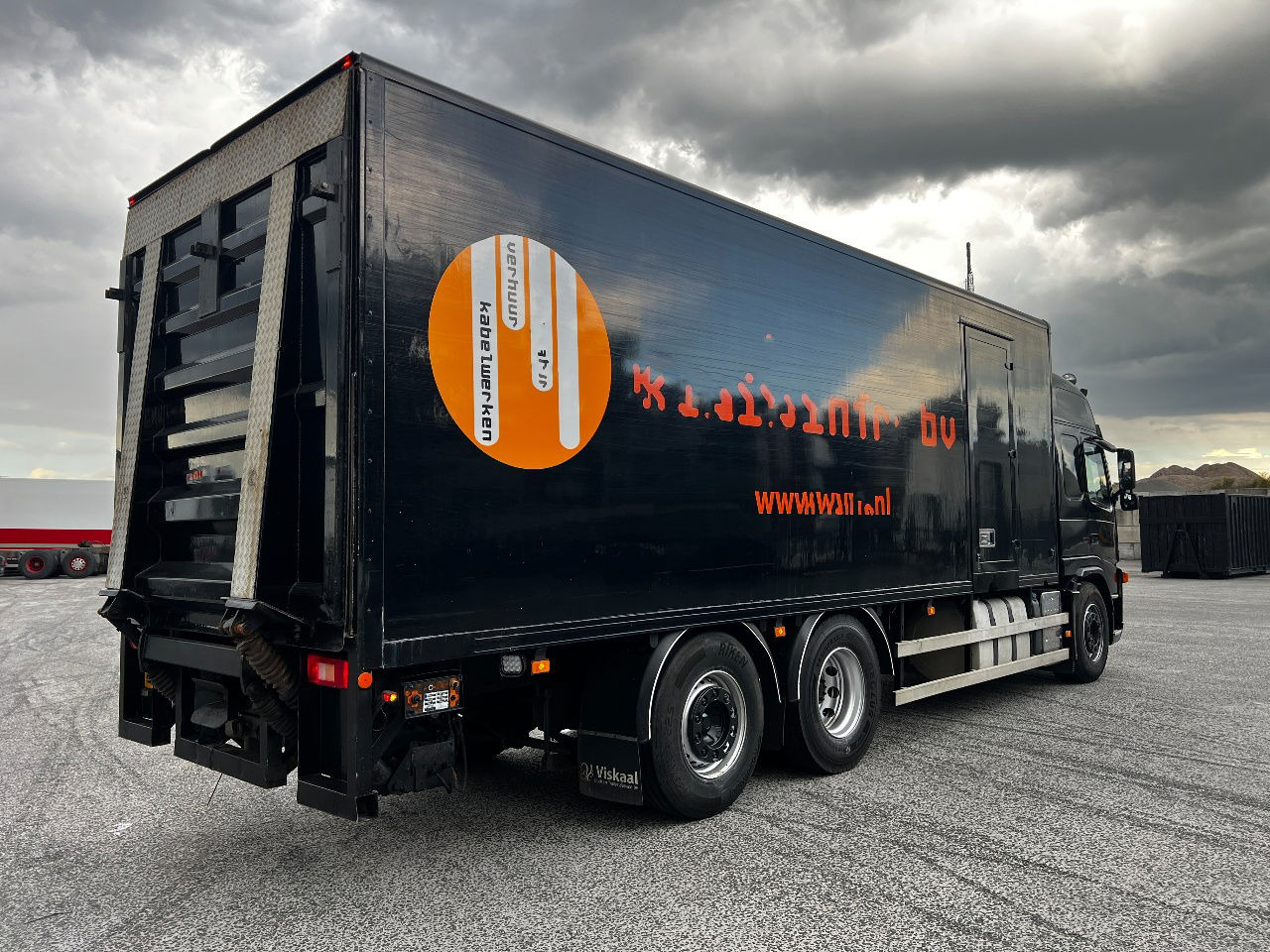 Volvo FM 9.300 Globe 6x2, Euro 5 - Furgonas sunkvežimis: foto 3 Volvo FM 9.300 Globe 6x2, Euro 5 - Furgonas sunkvežimis: foto 3