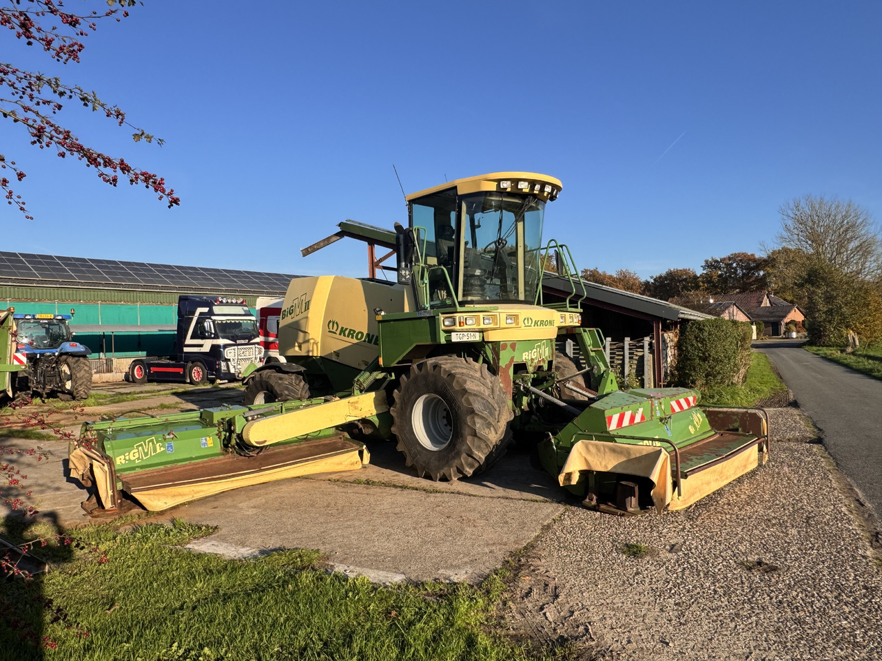 KRONE Big M II CV - Šienapjovė: foto 1 KRONE Big M II CV - Šienapjovė: foto 1