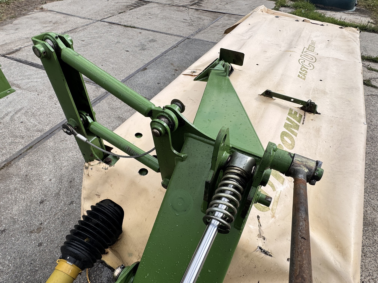 Šienapjovė KRONE Easycut 9140 Shift: foto 9 Šienapjovė KRONE Easycut 9140 Shift: foto 9