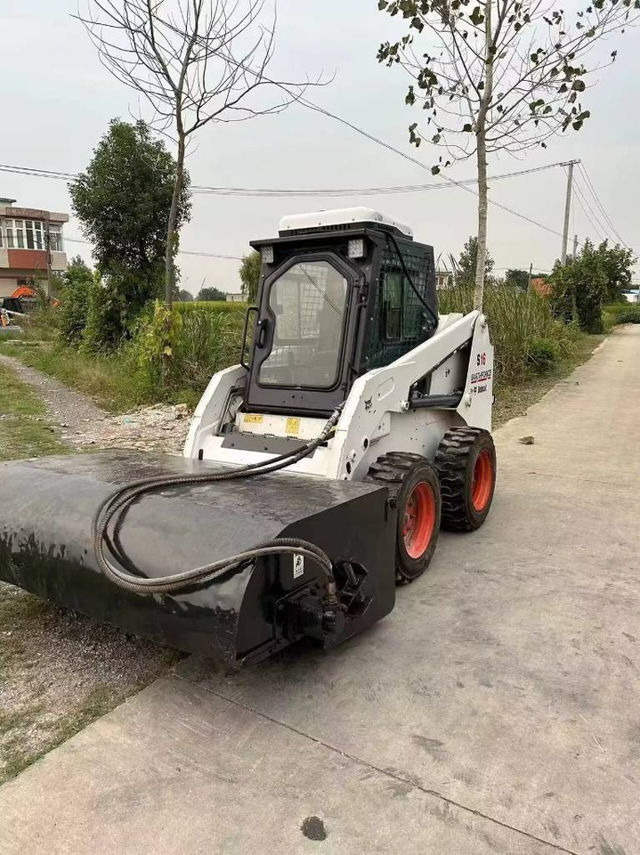 Bobcat S 16 - Mini krautuvas: foto 1 Bobcat S 16 - Mini krautuvas: foto 1