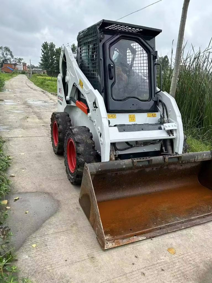 Bobcat S 18 - Mini krautuvas: foto 5 Bobcat S 18 - Mini krautuvas: foto 5