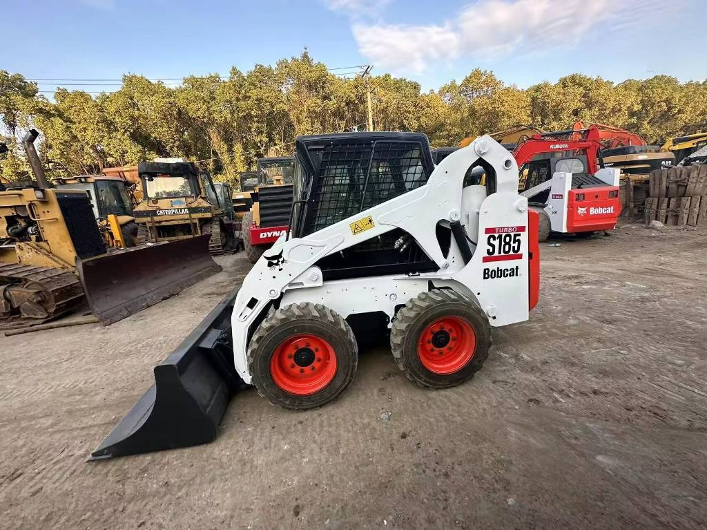 Bobcat S 185 - Mini krautuvas: foto 3 Bobcat S 185 - Mini krautuvas: foto 3