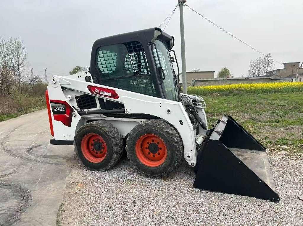 Bobcat S 450 - Mini krautuvas: foto 3 Bobcat S 450 - Mini krautuvas: foto 3