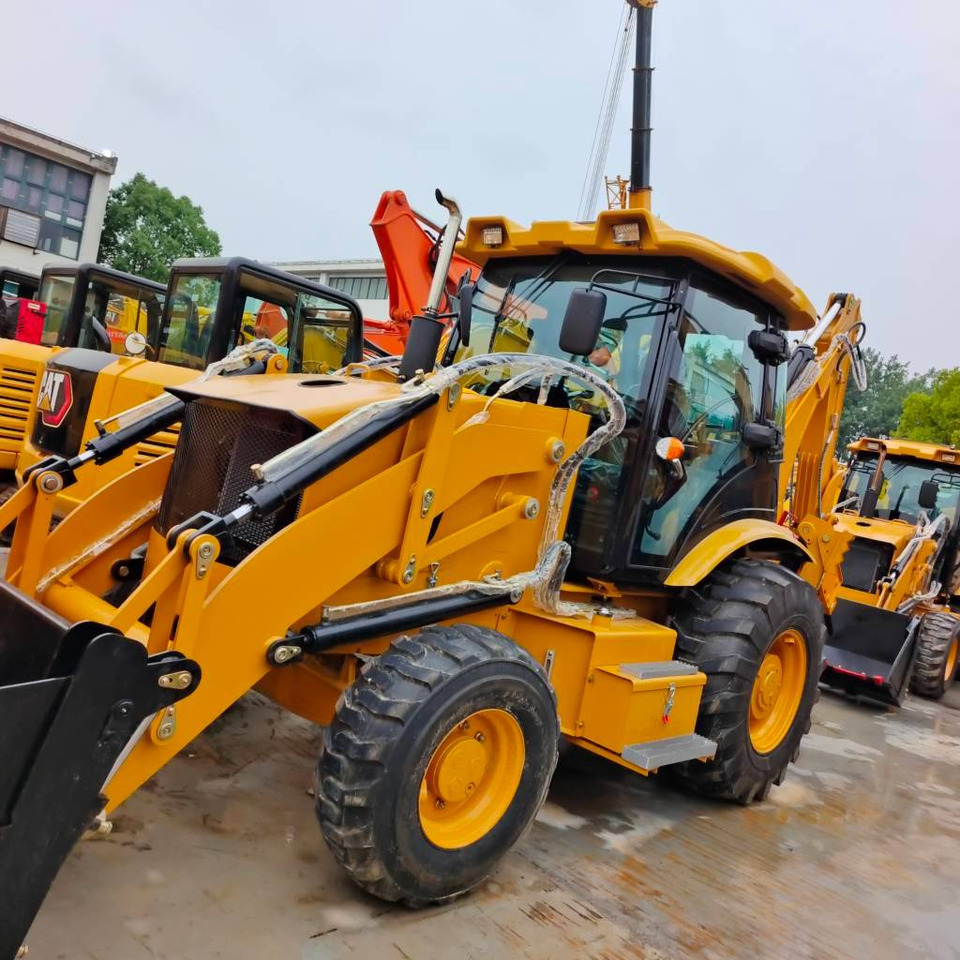 CAT 100% new caterpillar 420 F - Ekskavatorius-krautuvas: foto 3 CAT 100% new caterpillar 420 F - Ekskavatorius-krautuvas: foto 3