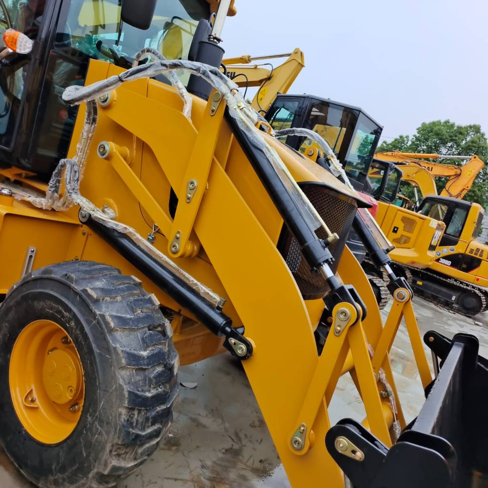 CAT 100% new caterpillar 420 F - Ekskavatorius-krautuvas: foto 5 CAT 100% new caterpillar 420 F - Ekskavatorius-krautuvas: foto 5
