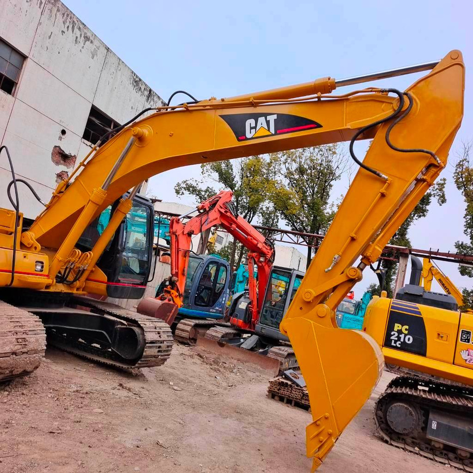 CAT 320 C L - Vikšrinis ekskavatorius: foto 1 CAT 320 C L - Vikšrinis ekskavatorius: foto 1