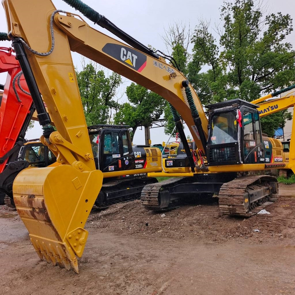 CAT 320 D - Vikšrinis ekskavatorius: foto 2 CAT 320 D - Vikšrinis ekskavatorius: foto 2