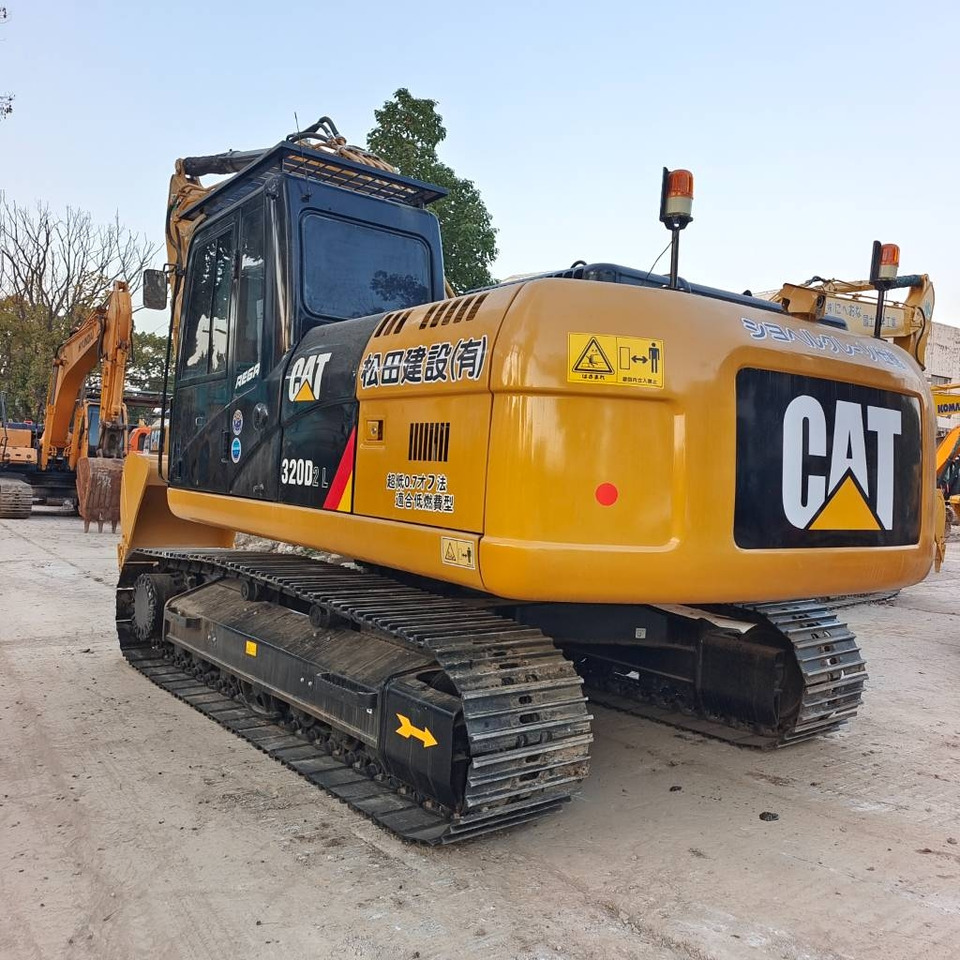 CAT 320D - Vikšrinis ekskavatorius: foto 1 CAT 320D - Vikšrinis ekskavatorius: foto 1