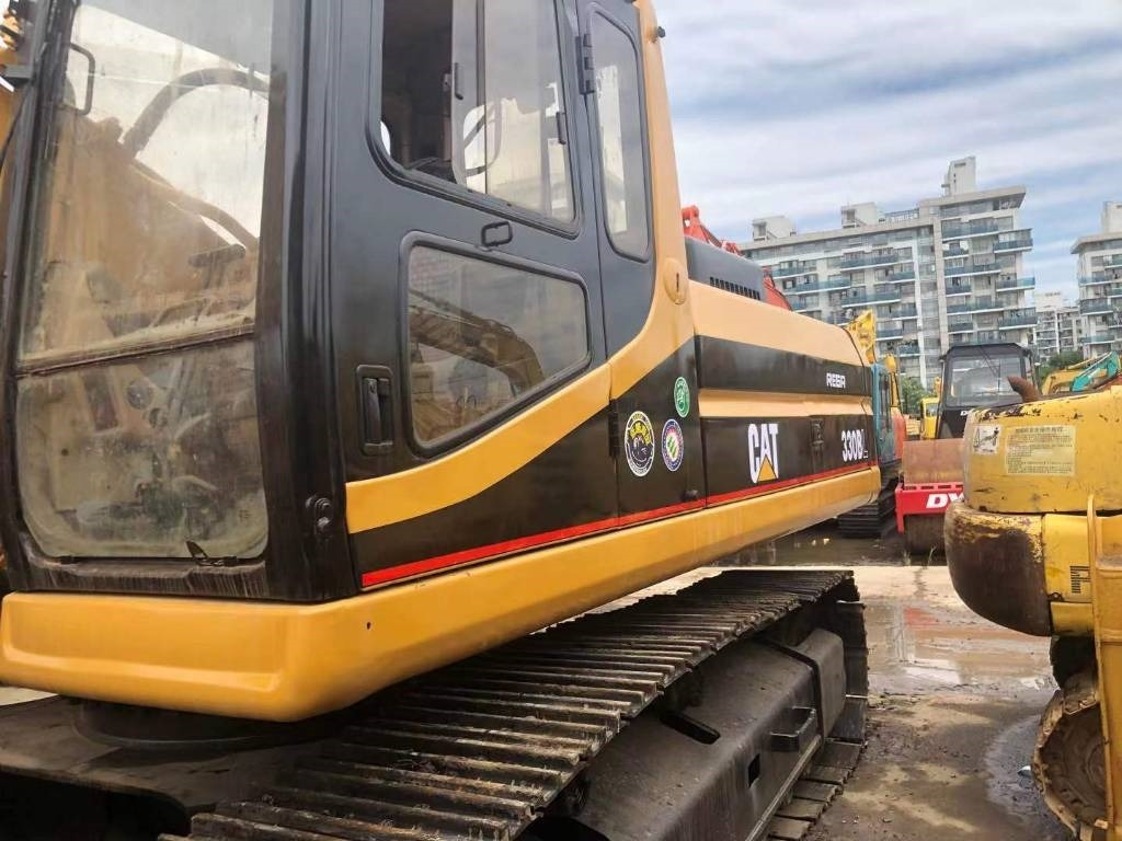 CAT 330 B L - Vikšrinis ekskavatorius: foto 5 CAT 330 B L - Vikšrinis ekskavatorius: foto 5