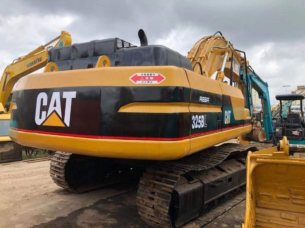 CAT 330 B L - Vikšrinis ekskavatorius: foto 2 CAT 330 B L - Vikšrinis ekskavatorius: foto 2
