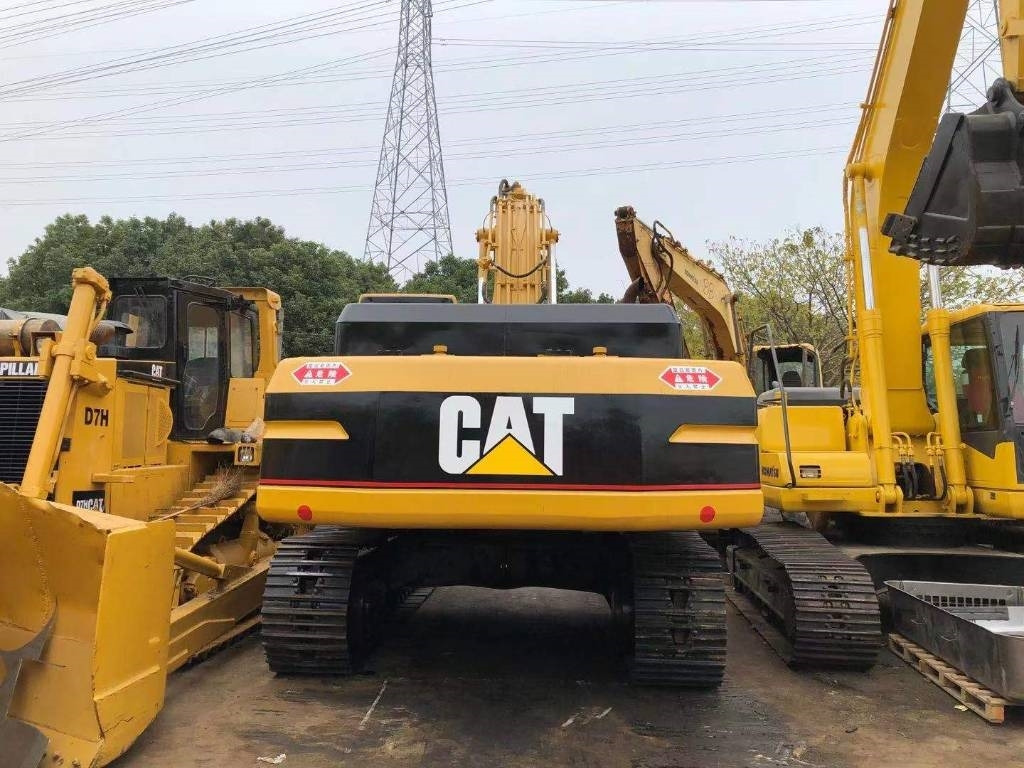 CAT 330 B L - Vikšrinis ekskavatorius: foto 2 CAT 330 B L - Vikšrinis ekskavatorius: foto 2