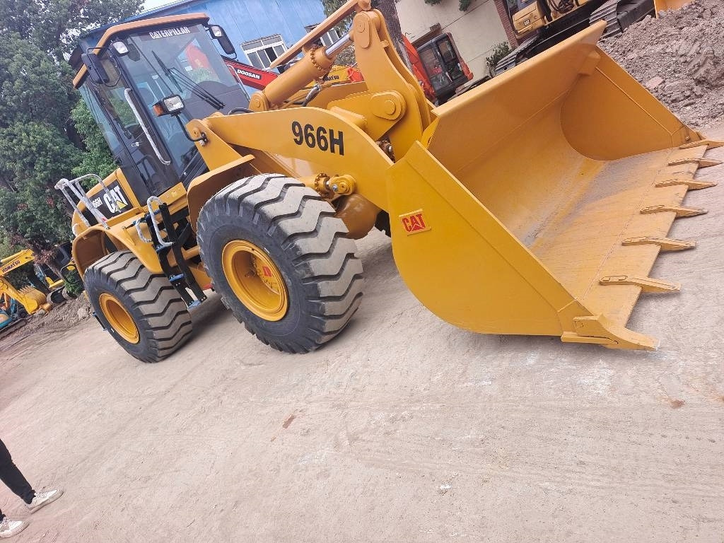 CAT 966 H - Vikšrinis ekskavatorius: foto 4 CAT 966 H - Vikšrinis ekskavatorius: foto 4