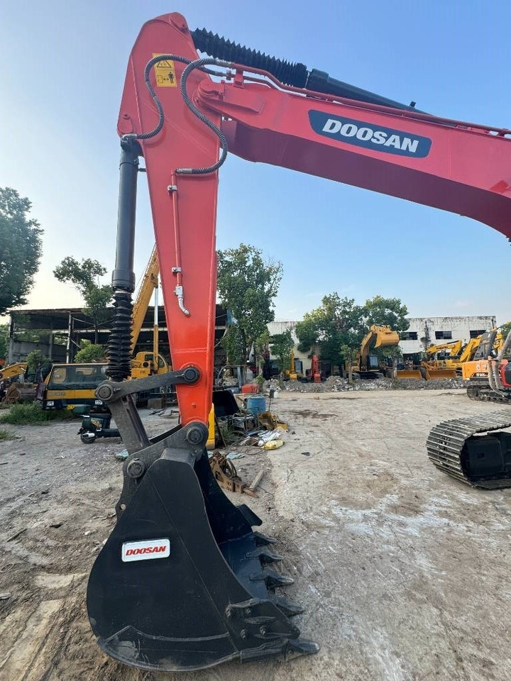 Doosan DX 225 LC - Vikšrinis ekskavatorius: foto 4 Doosan DX 225 LC - Vikšrinis ekskavatorius: foto 4