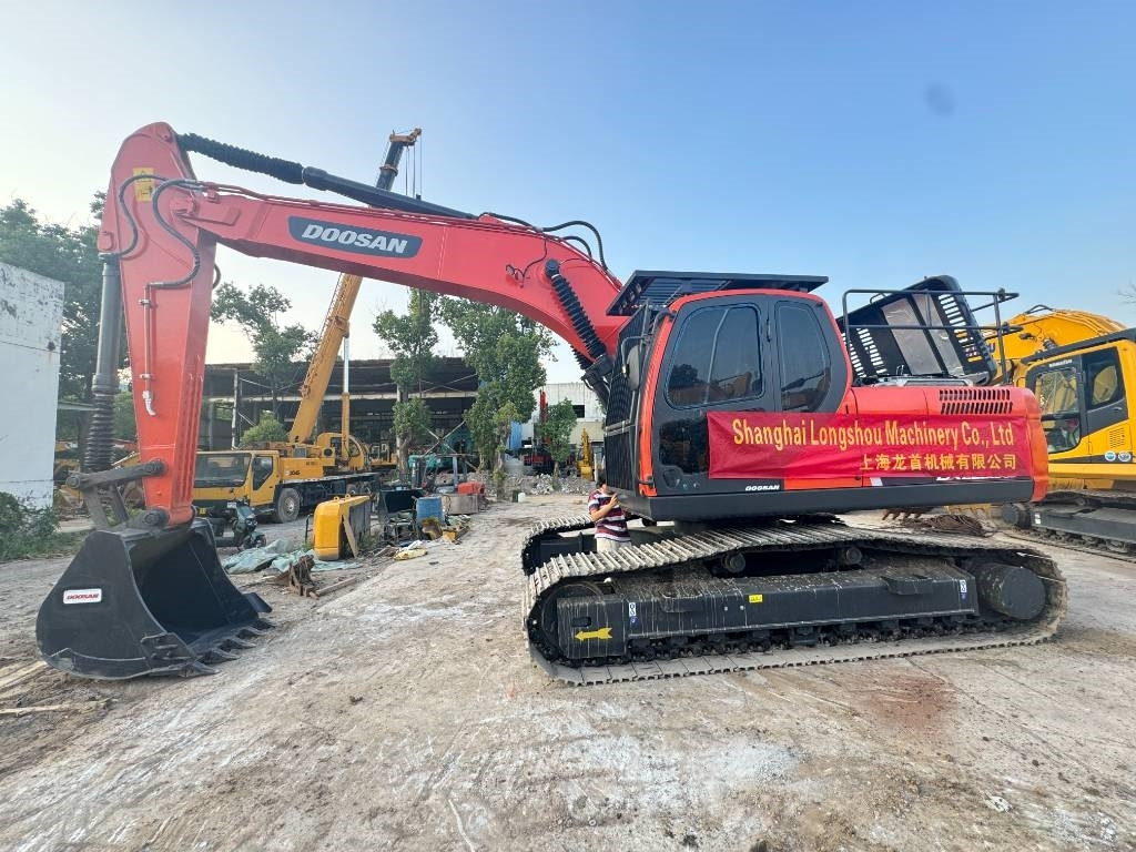 Doosan DX 225 LC - Vikšrinis ekskavatorius: foto 2 Doosan DX 225 LC - Vikšrinis ekskavatorius: foto 2