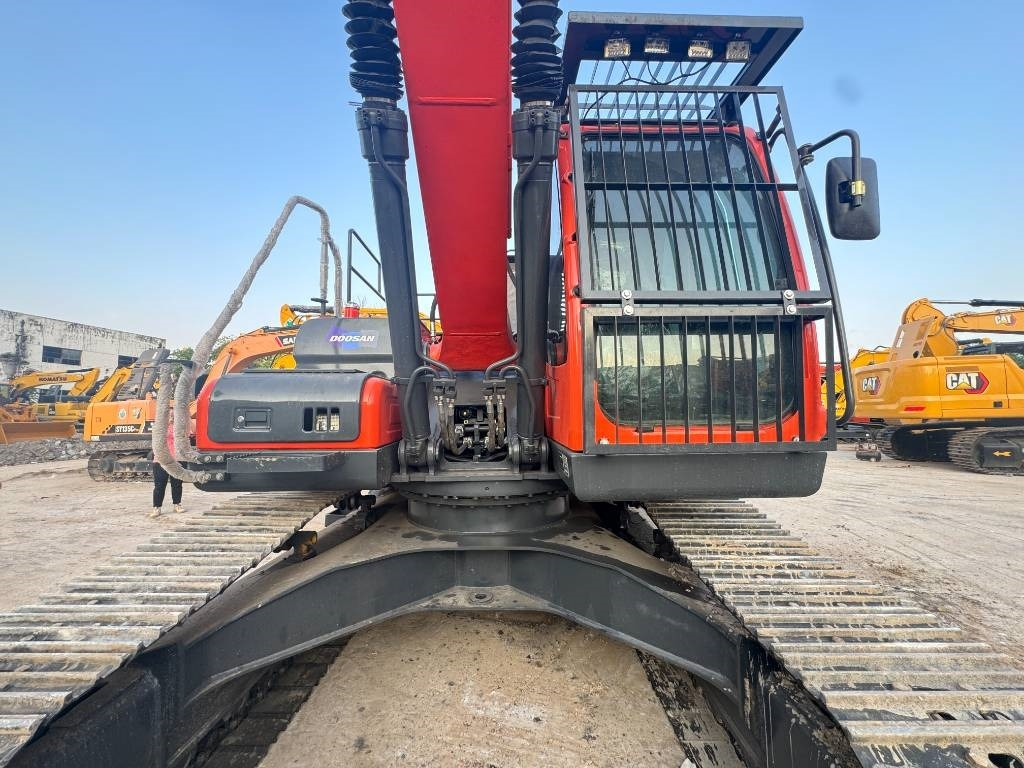 Doosan DX 225 LC - Vikšrinis ekskavatorius: foto 5 Doosan DX 225 LC - Vikšrinis ekskavatorius: foto 5