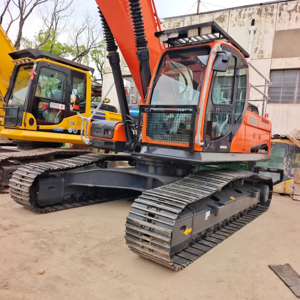 Doosan DX 300 - Vikšrinis ekskavatorius: foto 3 Doosan DX 300 - Vikšrinis ekskavatorius: foto 3