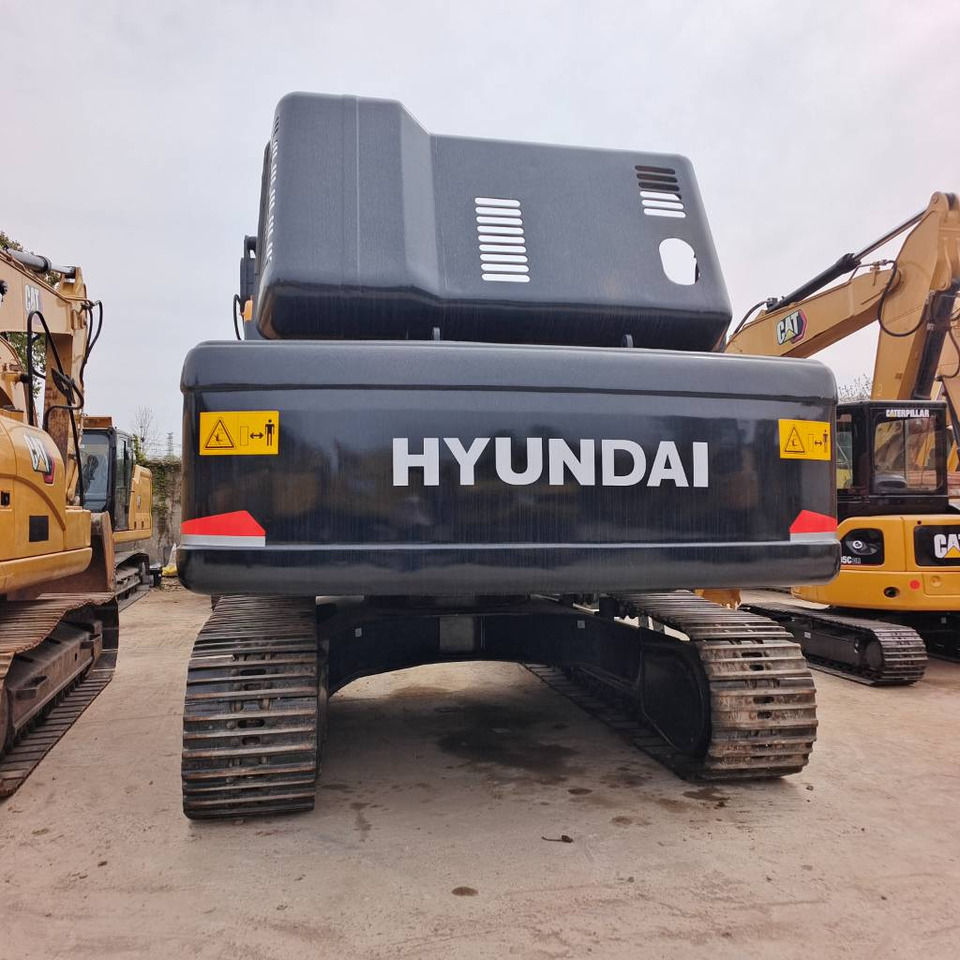 Hyundai 330LC-9T - Vikšrinis ekskavatorius: foto 2 Hyundai 330LC-9T - Vikšrinis ekskavatorius: foto 2