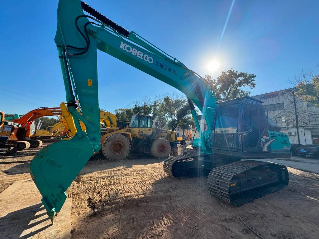 Kobelco SK 200-8 - Vikšrinis ekskavatorius: foto 2 Kobelco SK 200-8 - Vikšrinis ekskavatorius: foto 2