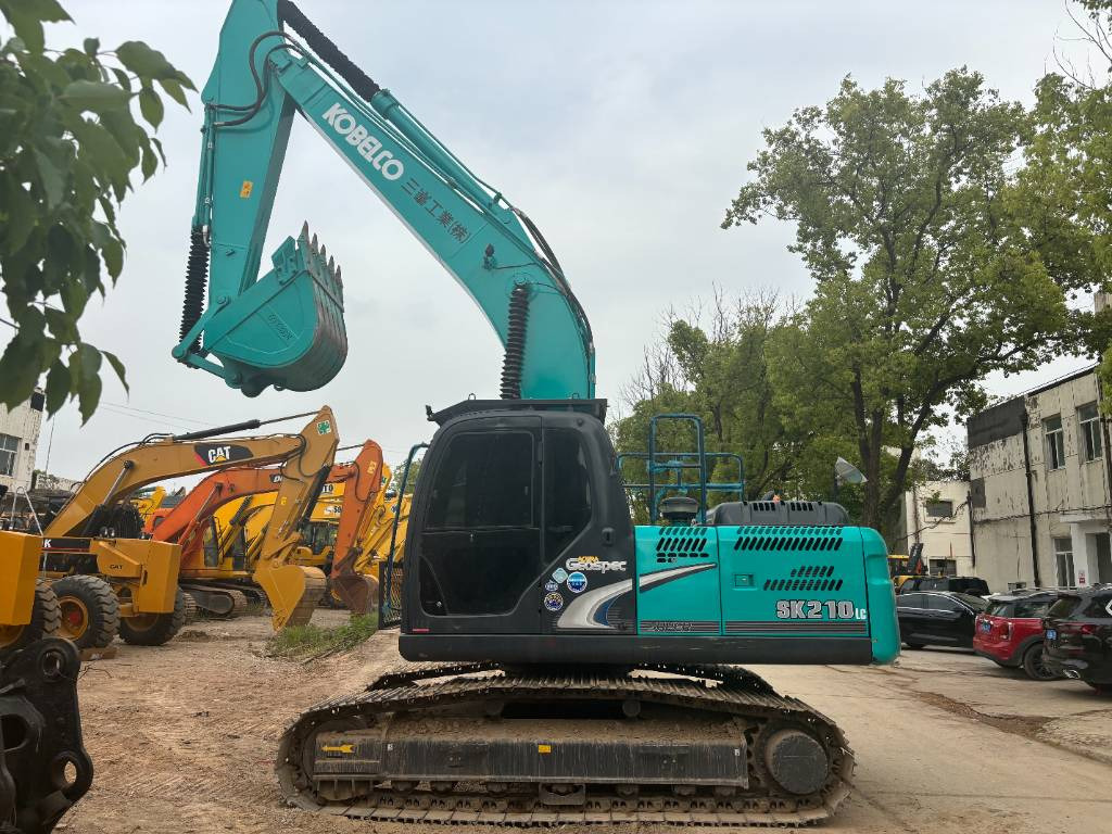 Kobelco SK 210 - Vikšrinis ekskavatorius: foto 2 Kobelco SK 210 - Vikšrinis ekskavatorius: foto 2