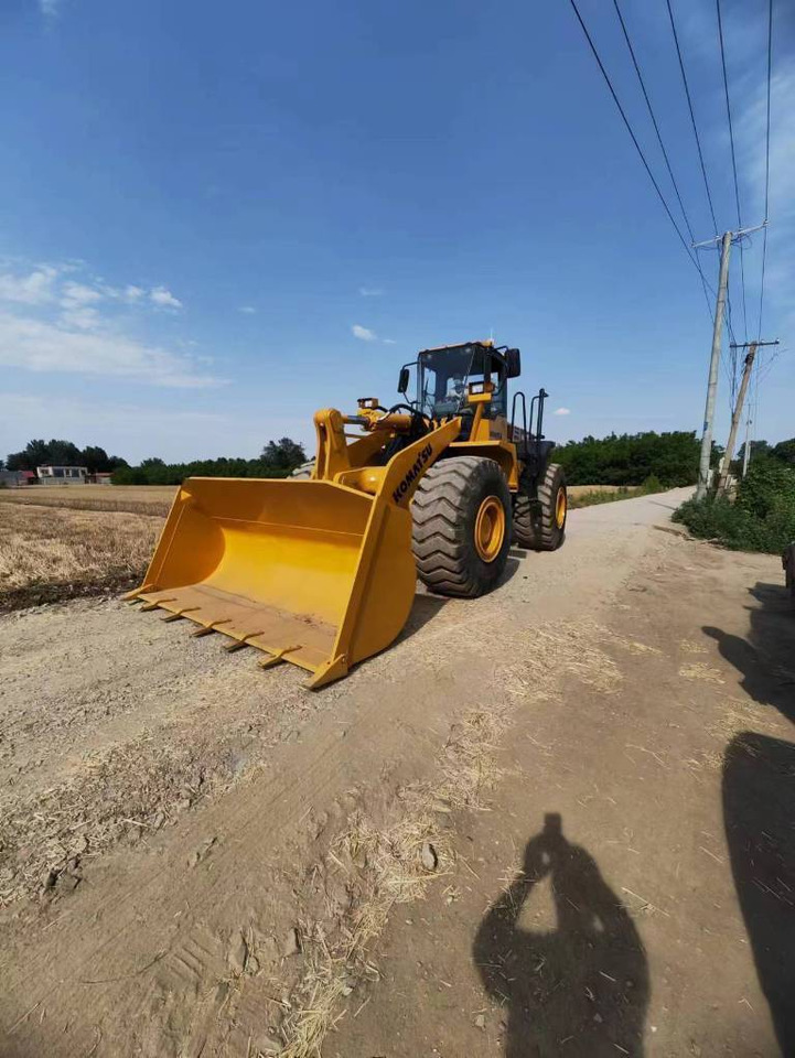 Komatsu WA 470-3 - Ratinis krautuvas: foto 2 Komatsu WA 470-3 - Ratinis krautuvas: foto 2