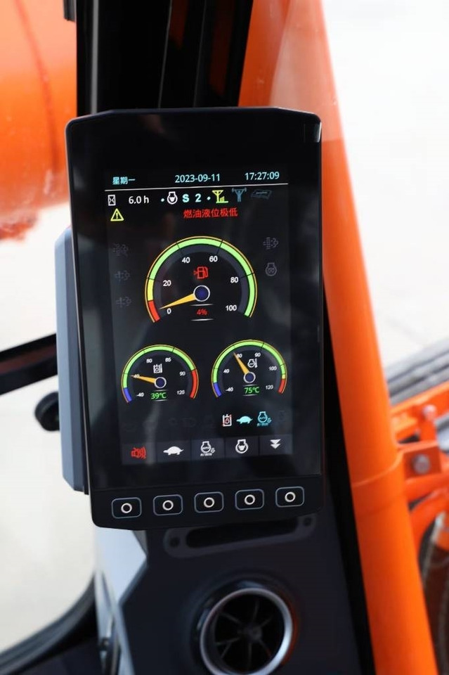 Lonking LG 6135 G4 100% new machine - Vikšrinis ekskavatorius: foto 4 Lonking LG 6135 G4 100% new machine - Vikšrinis ekskavatorius: foto 4