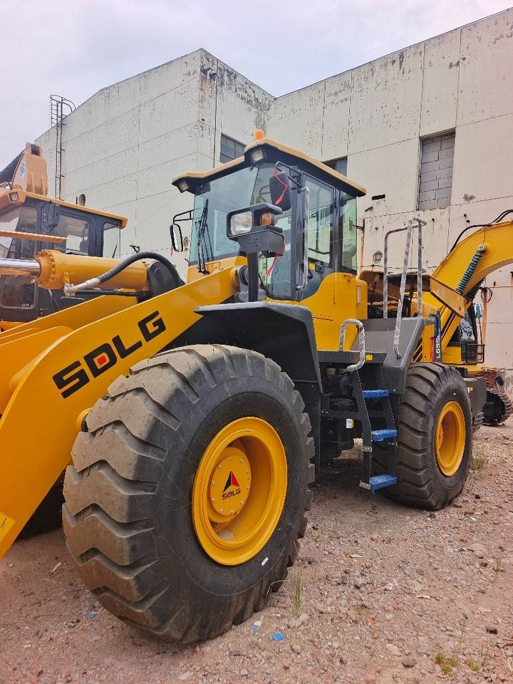 SDLG LG 956 L - Vikšrinis ekskavatorius: foto 3 SDLG LG 956 L - Vikšrinis ekskavatorius: foto 3