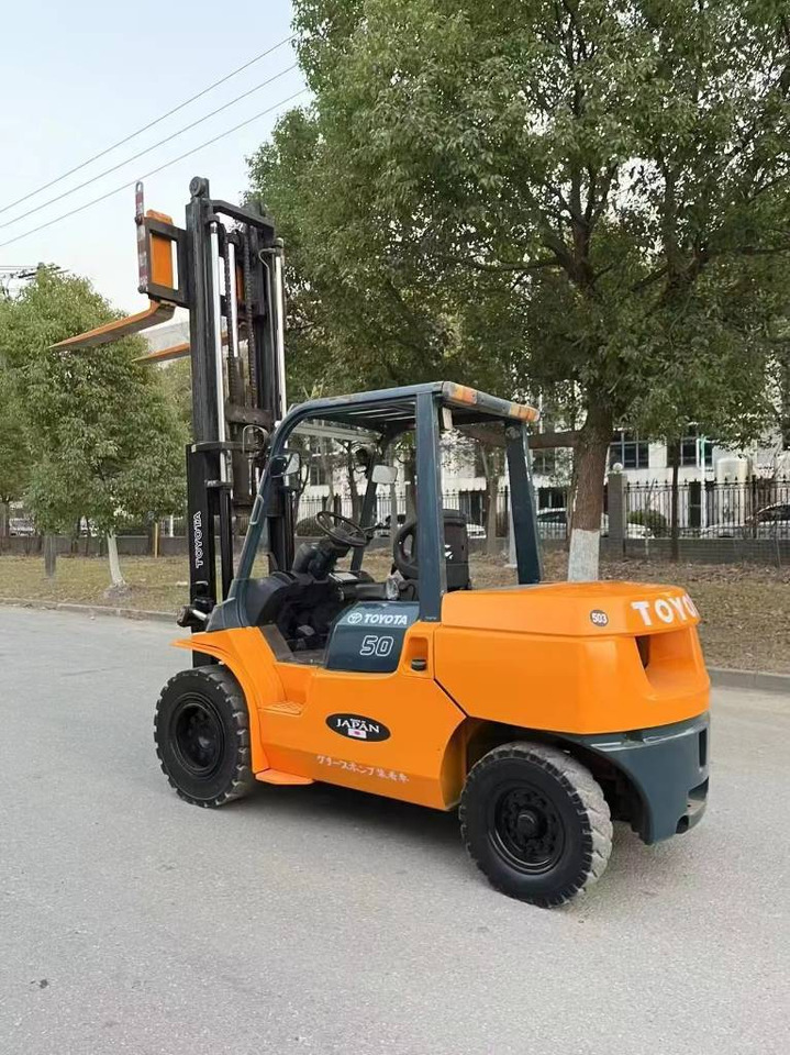 Toyota FD 50 - Dyzelinis krautuvas: foto 5 Toyota FD 50 - Dyzelinis krautuvas: foto 5